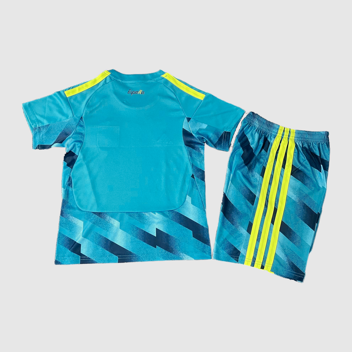 Kids Goalkeeper Kit 26/27 · Design 2