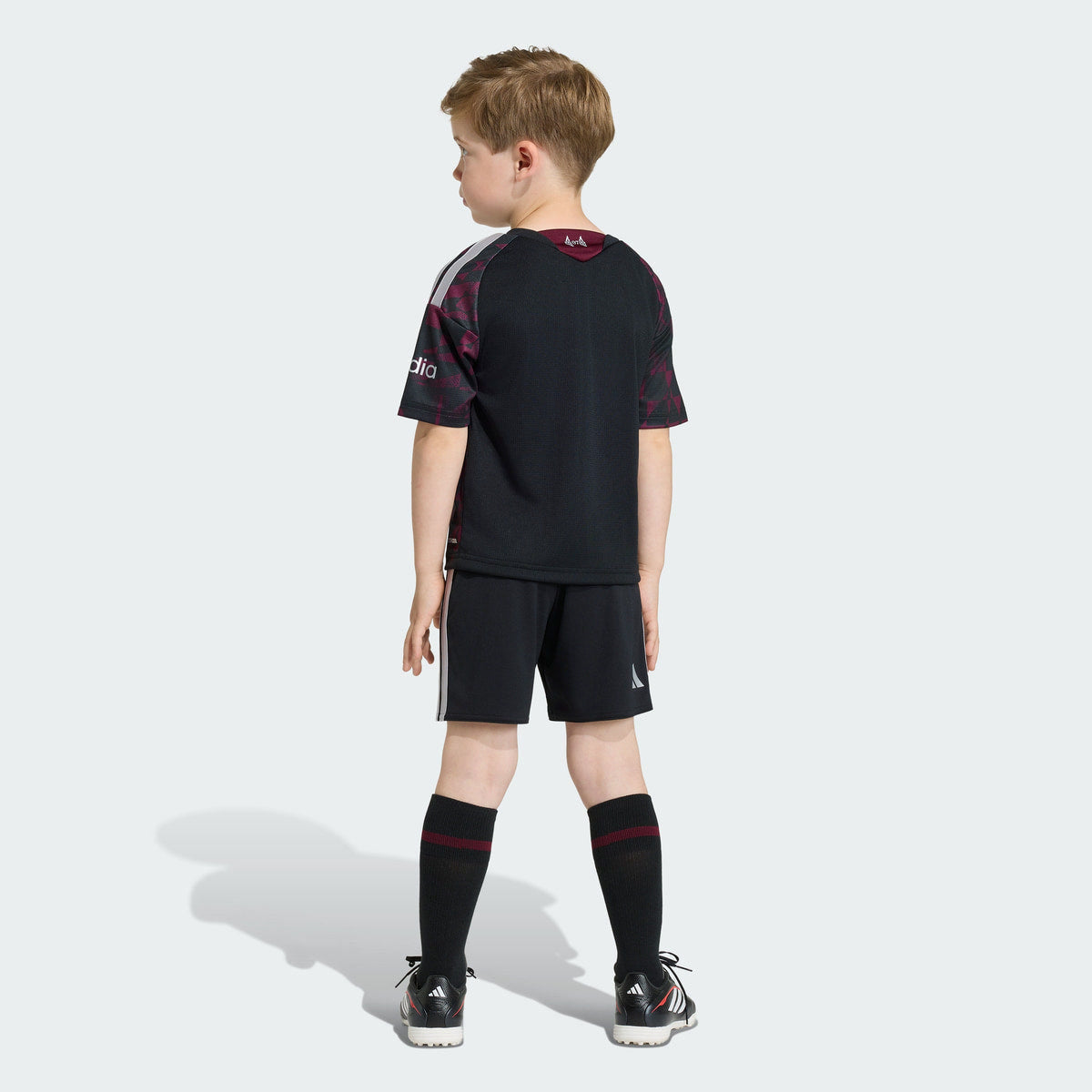 Kids Third Kit 26/27
