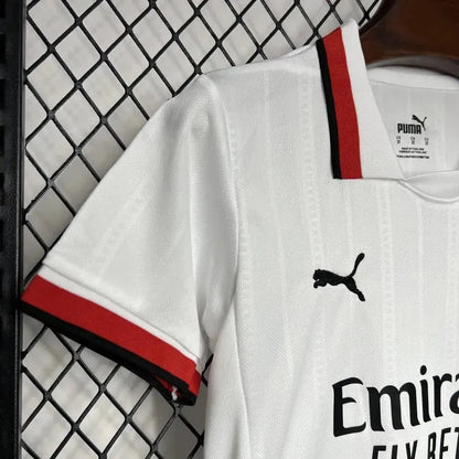 Kids Away Kit 24/25