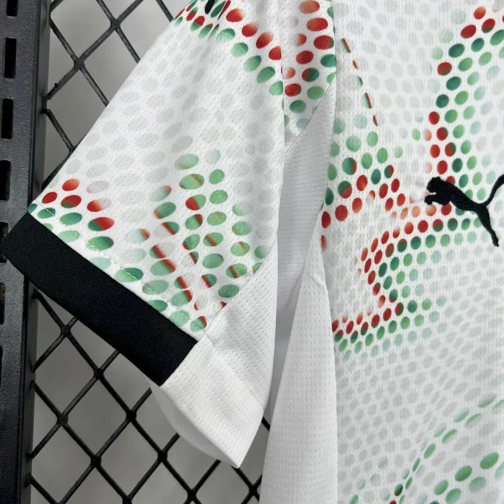 Kids Away Kit 25/26