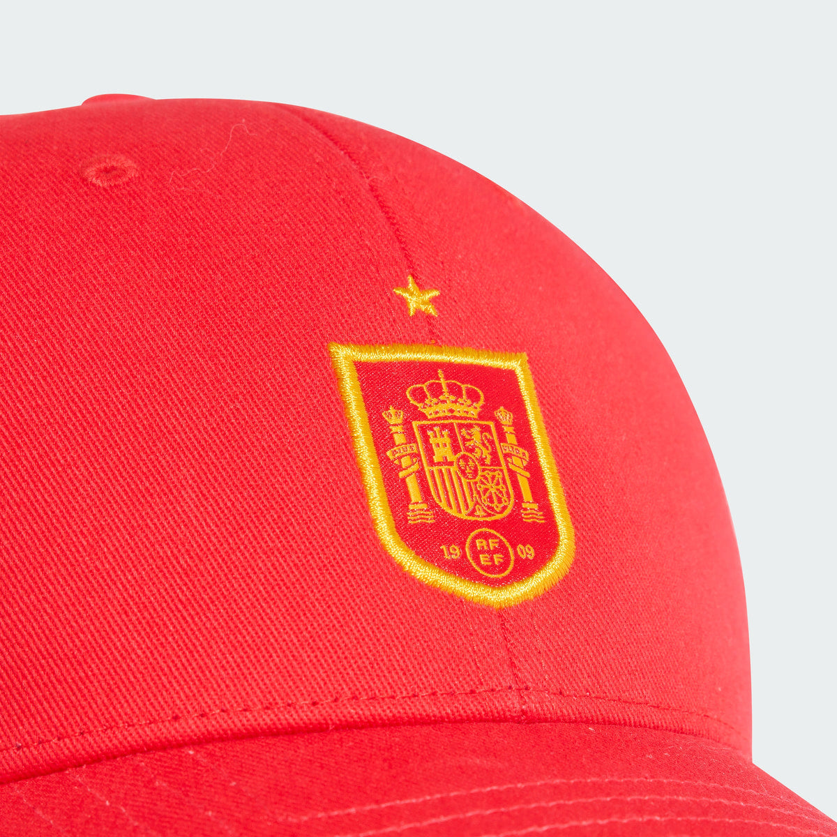 Home Cap 26/27