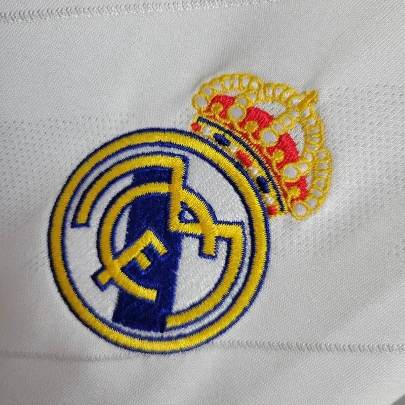 Retro Home Jersey 2017/18