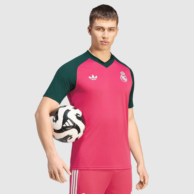 Pre-Match Away Jersey 26/27