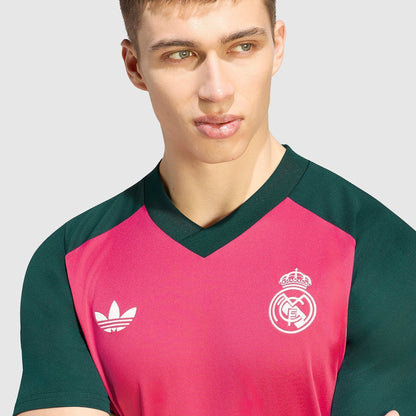 Pre-Match Away Jersey 26/27