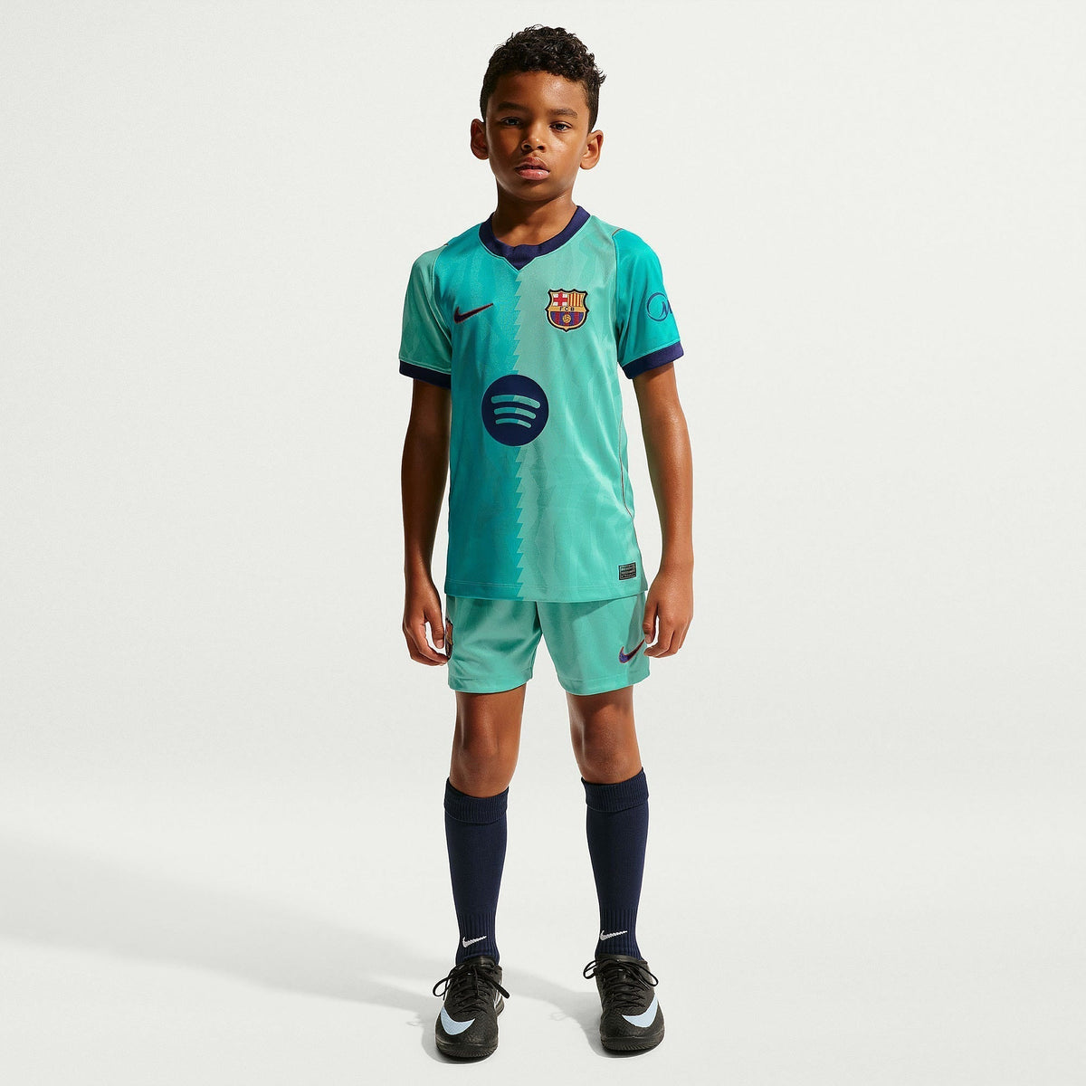 Kids Third Kit 26/27
